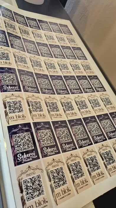 Ankara sticker baskı örneği - şekerci ürün etiket baskısı